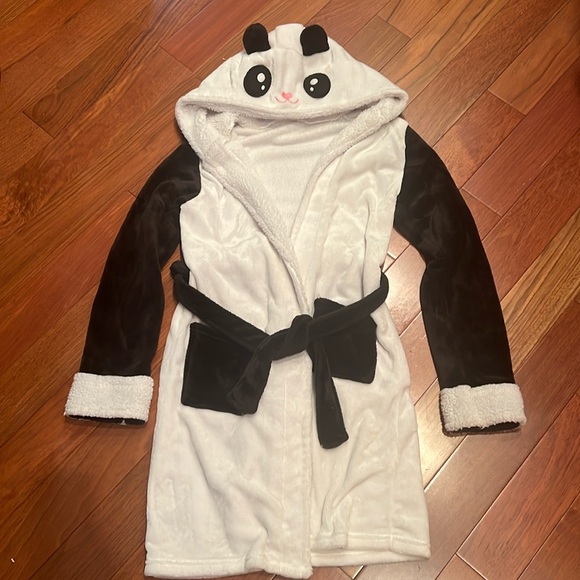 Women’s Panda Robe 🐼 - Picture 4 of 16